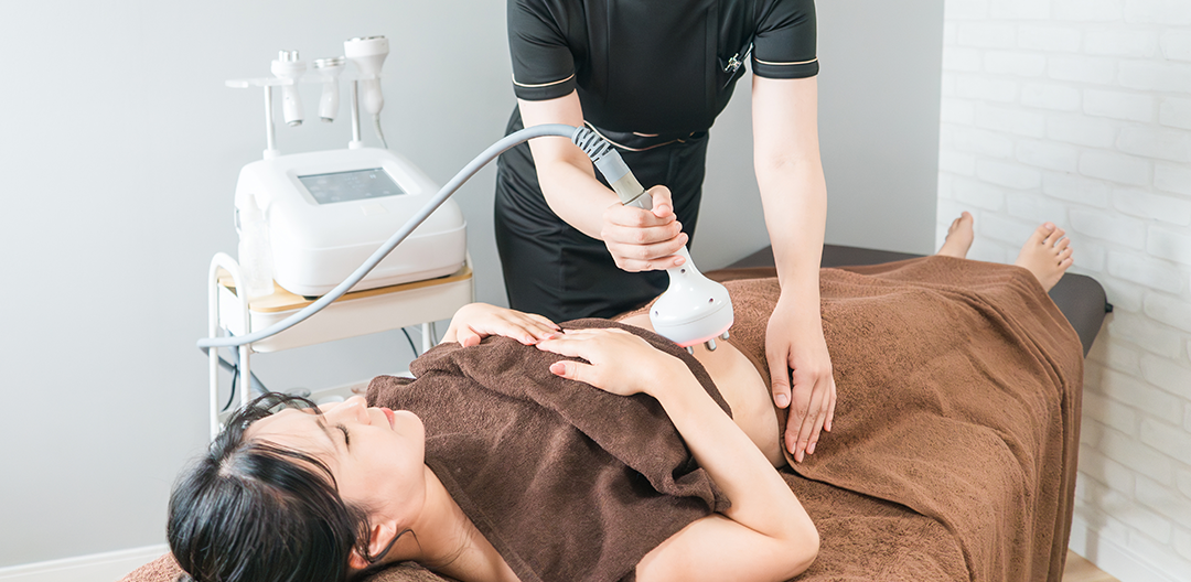 最新のマシンでの施術